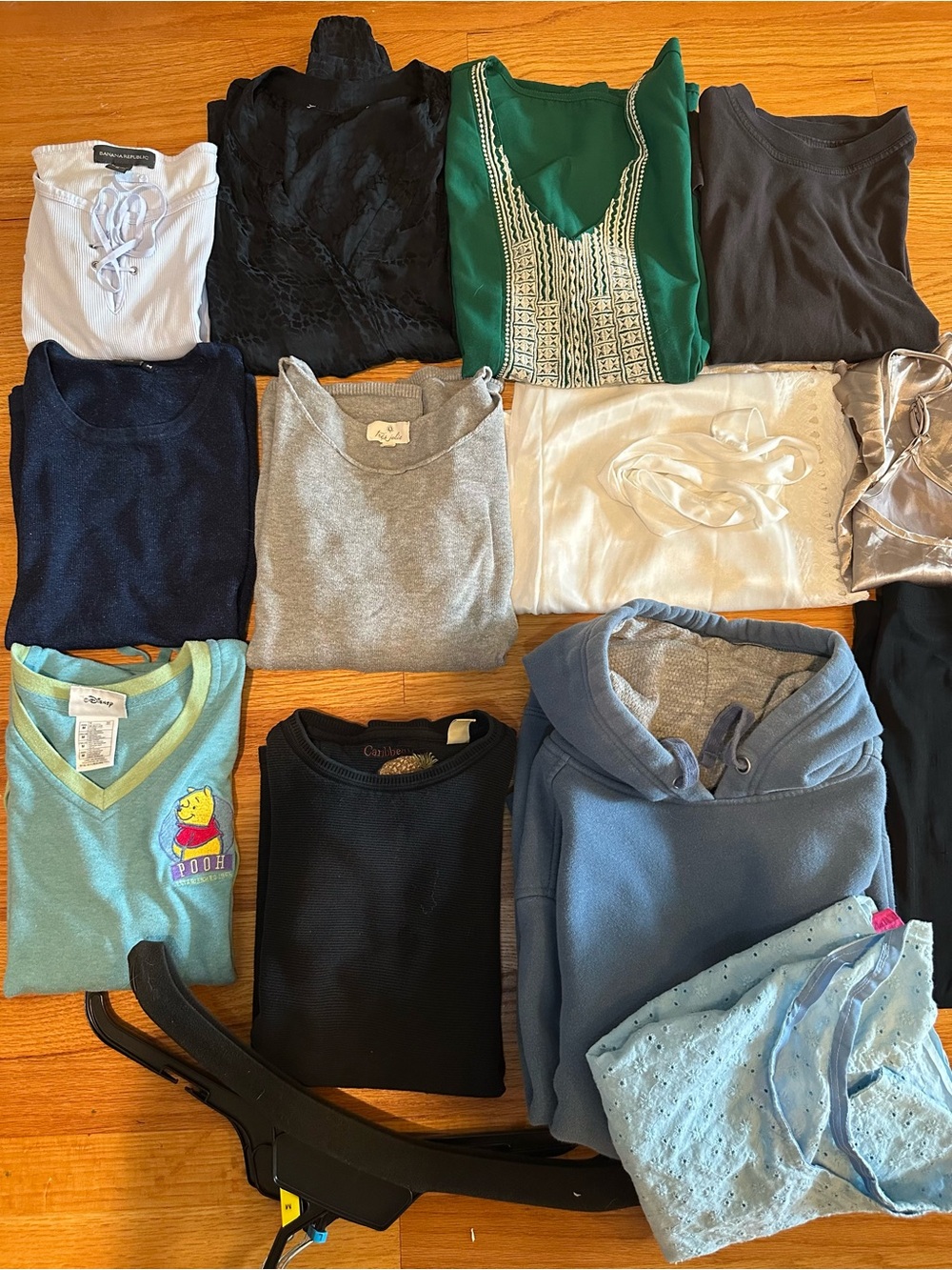 Lot Of 17 Items Womens Clothing Size M Layer 8 Disney Banana Republic Top Blouse